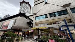Lucky Plaza (D9), Shop House #628804651